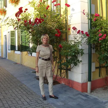 Carmen Apartman *
